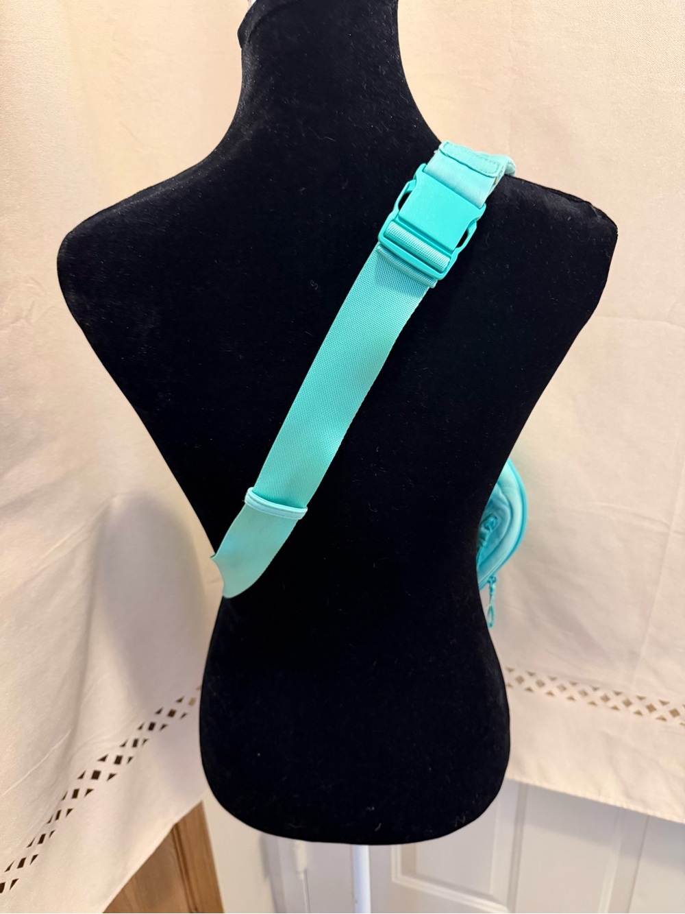 Vera Bradley Aqua Mini Backpack Crossbody - Picture 4 of 8